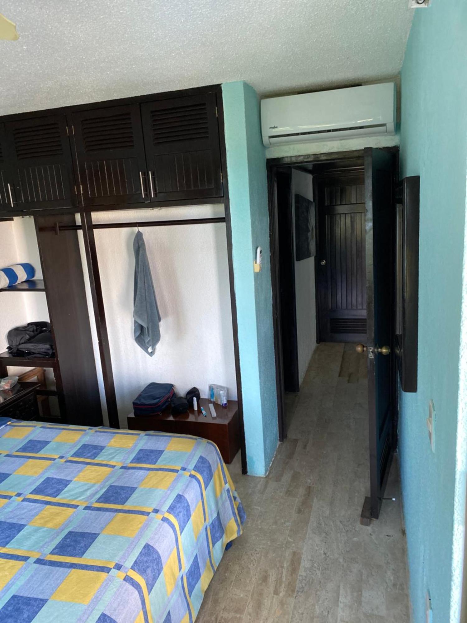 Front Beach Private Room With Shared Bathroom แคนคูน ภายนอก รูปภาพ
